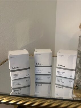 The Ordinary White Minimalist Vitamin C Powder Boxes (Set of 3)